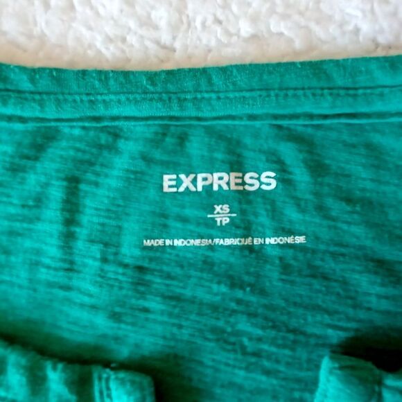 Express long sleeve tee - Picture 5 of 7